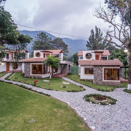 Villas Jucanya Super Higienizadas Panajachel Bagian luar foto