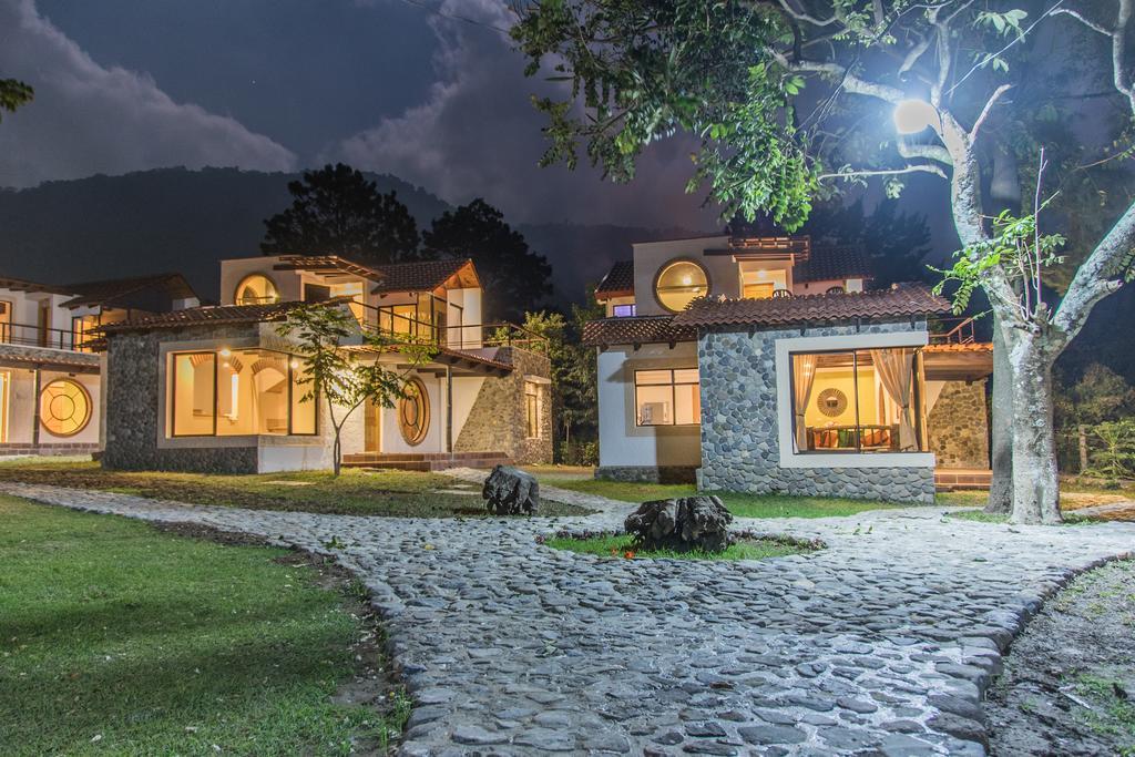 Villas Jucanya Super Higienizadas Panajachel Ruang foto