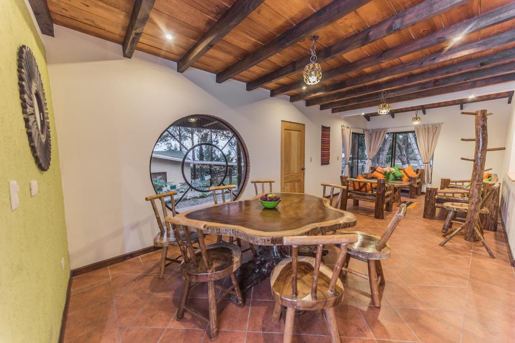 Villas Jucanya Super Higienizadas Panajachel Ruang foto